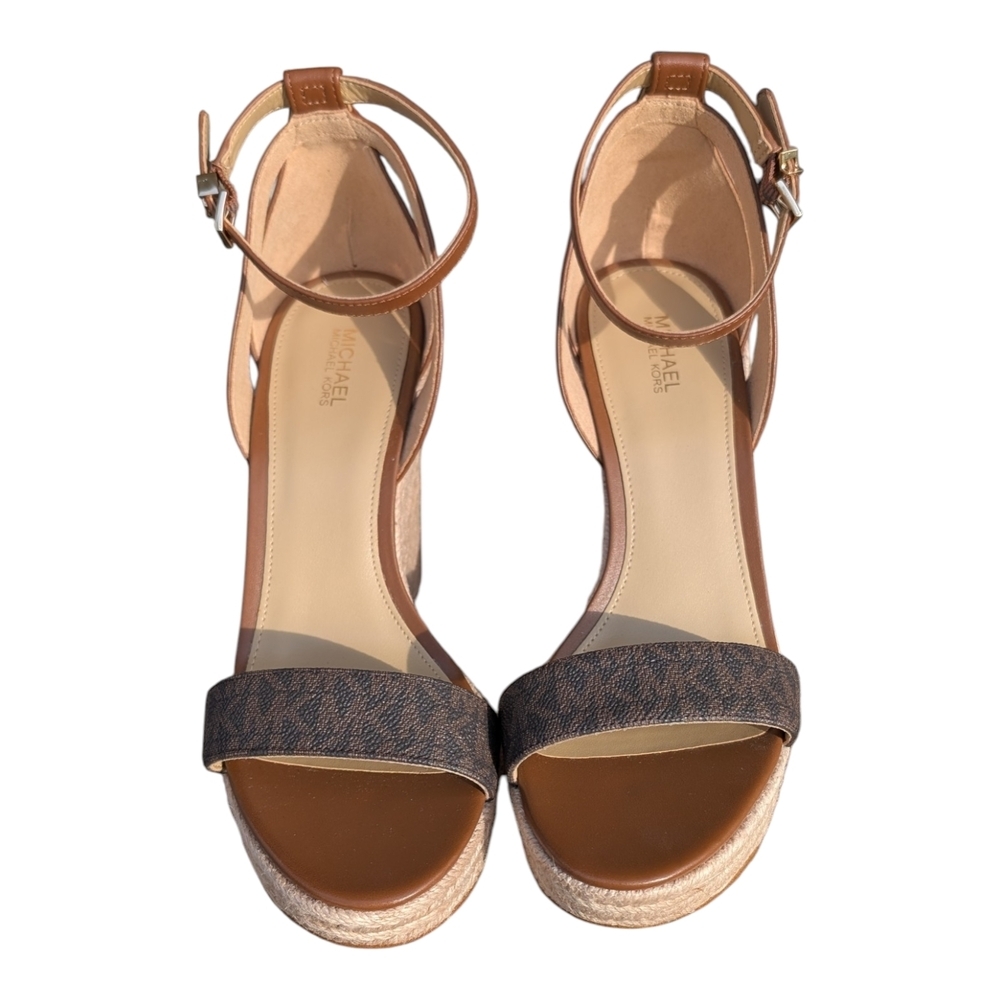 Michael Kors Tan Leather Ankle-Strap Wedge Sandals with Logo Toe Band - Picture 2 of 8